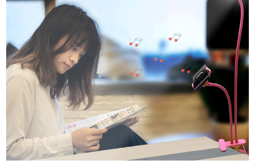 Phone Live Streaming Stand with Beauty Light Setup